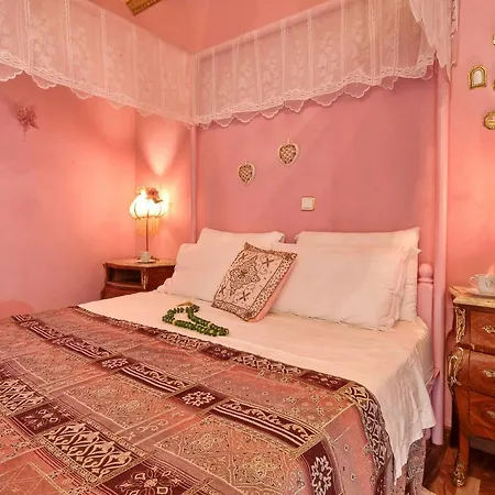 Pipitsa's Appartement Roda (Corfu)
